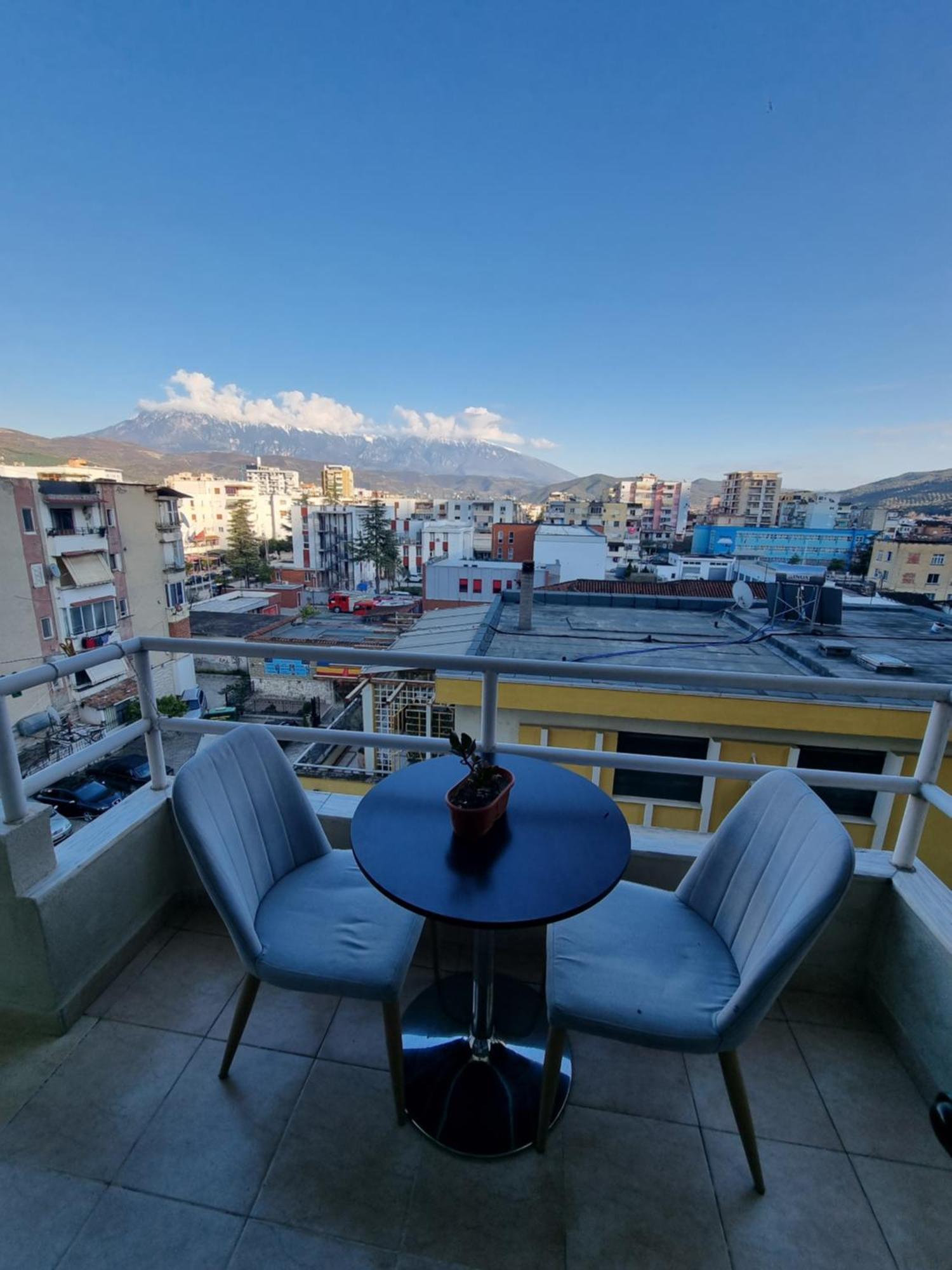 Kc Apartment Berat Bagian luar foto
