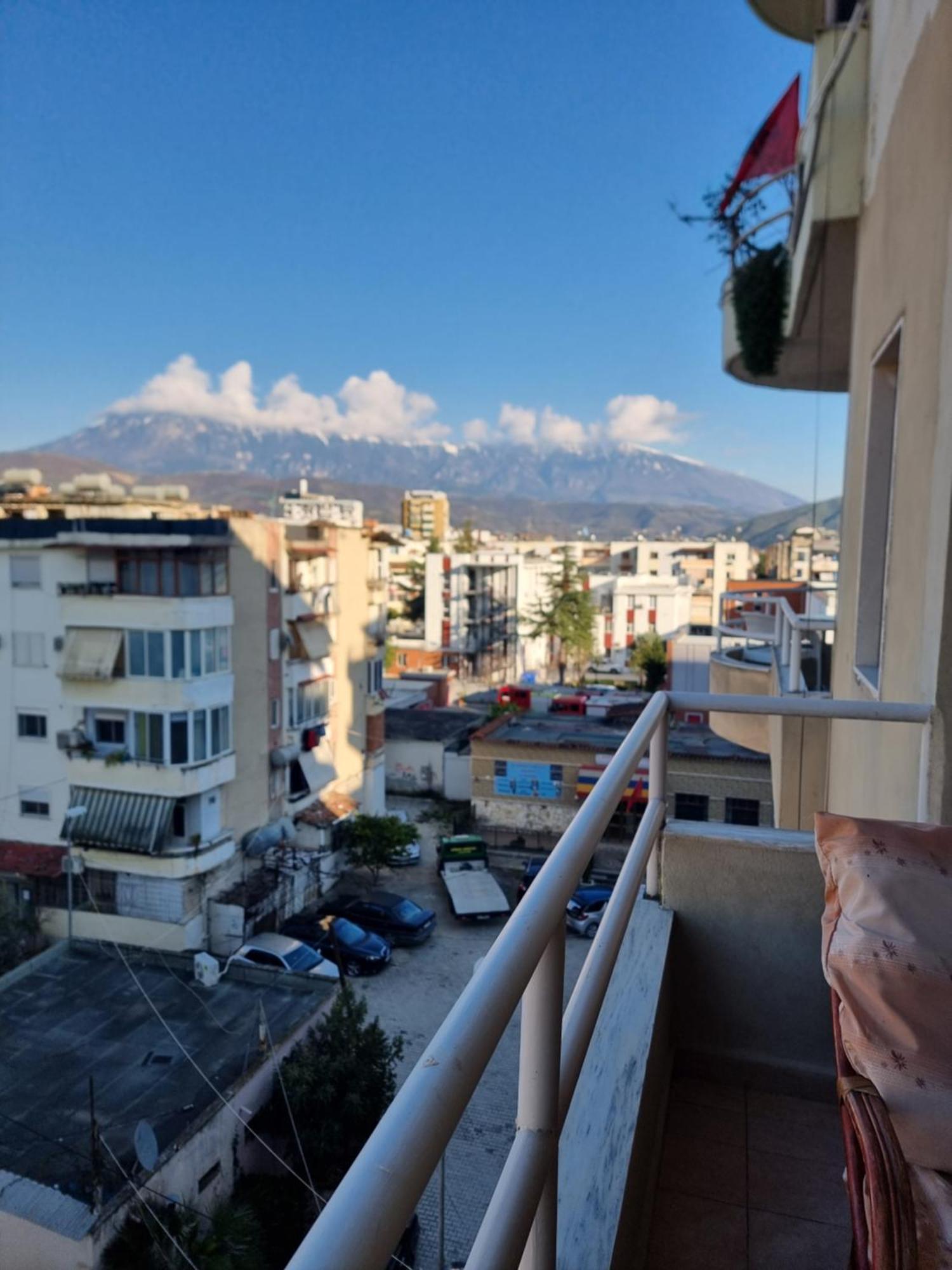 Kc Apartment Berat Bagian luar foto