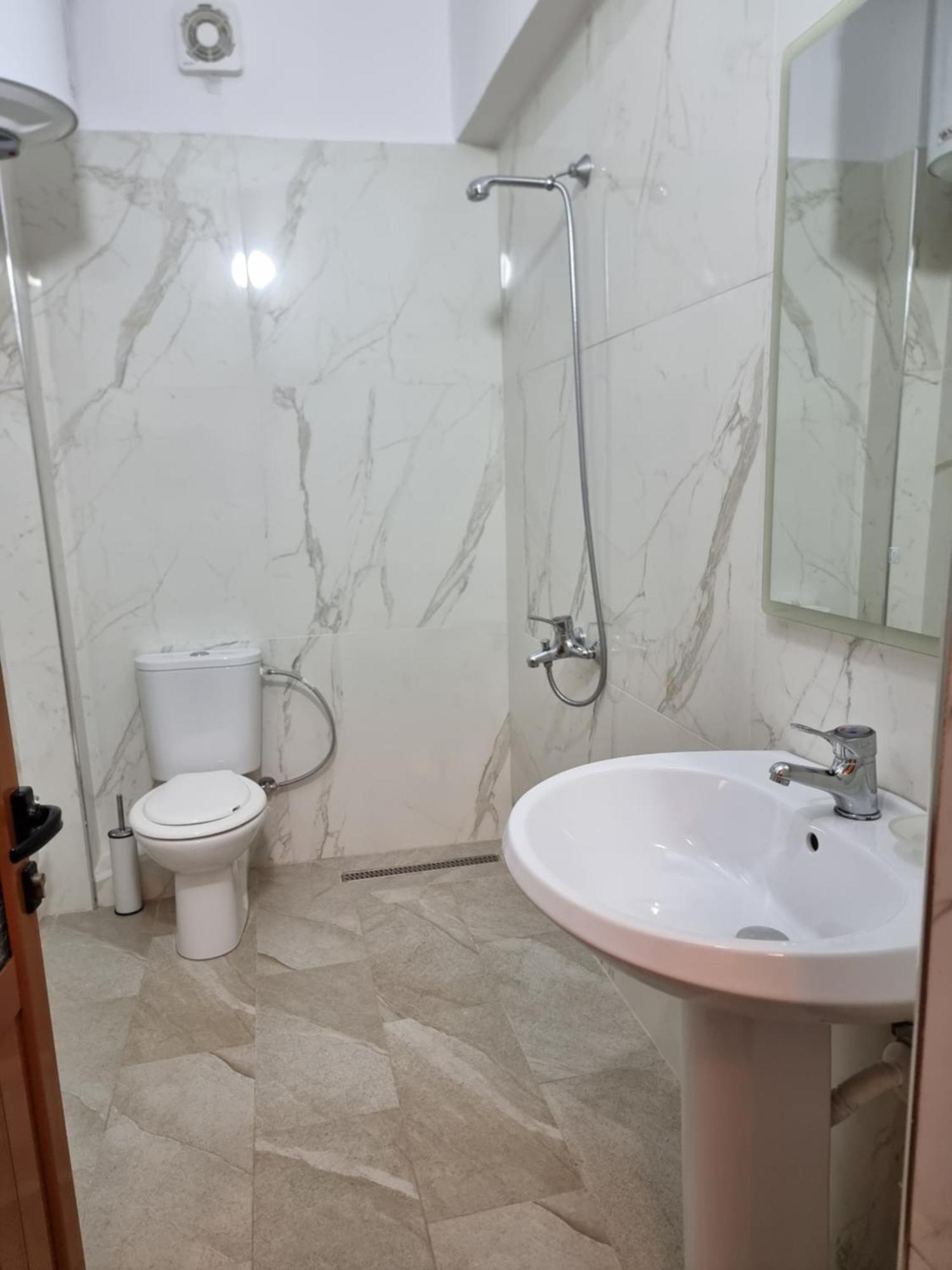 Kc Apartment Berat Bagian luar foto